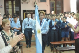 HOMENAJE A LOS VETERANOS Y CAÍDOS EN LA GUERRA DE MALVINAS